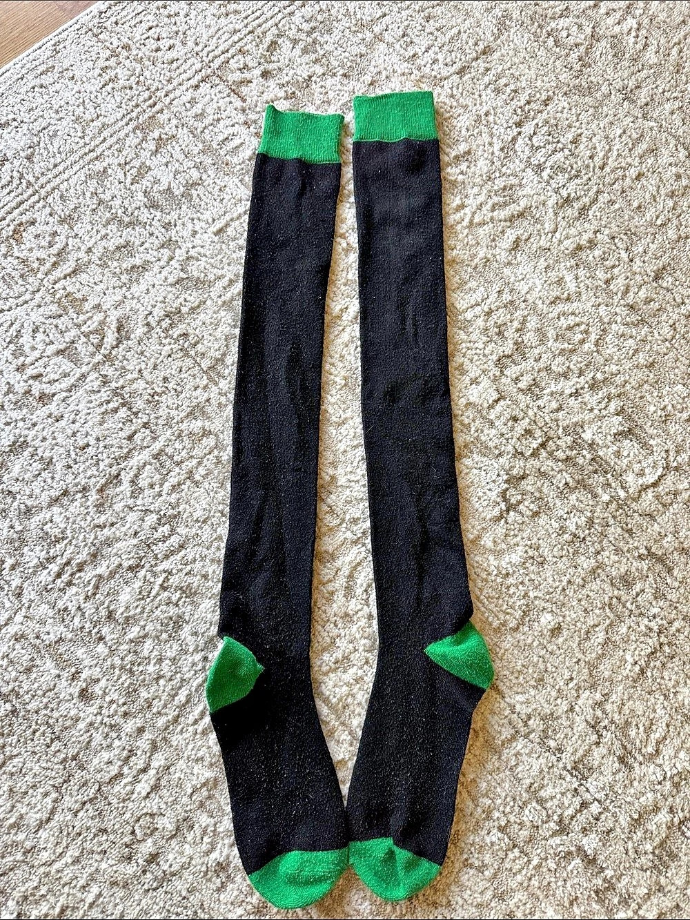 Rainbow Shamrock Knee-High Socks in Black & Green Like New - Picture 2 of 2